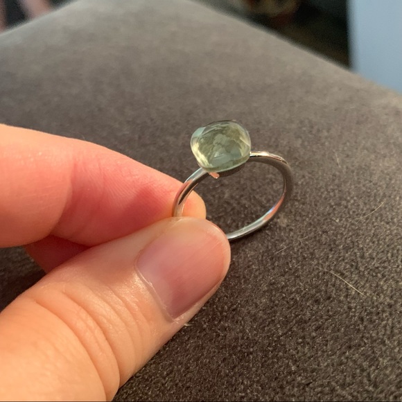 Jewelry - Elegant Silver Ring with Green Gemstone